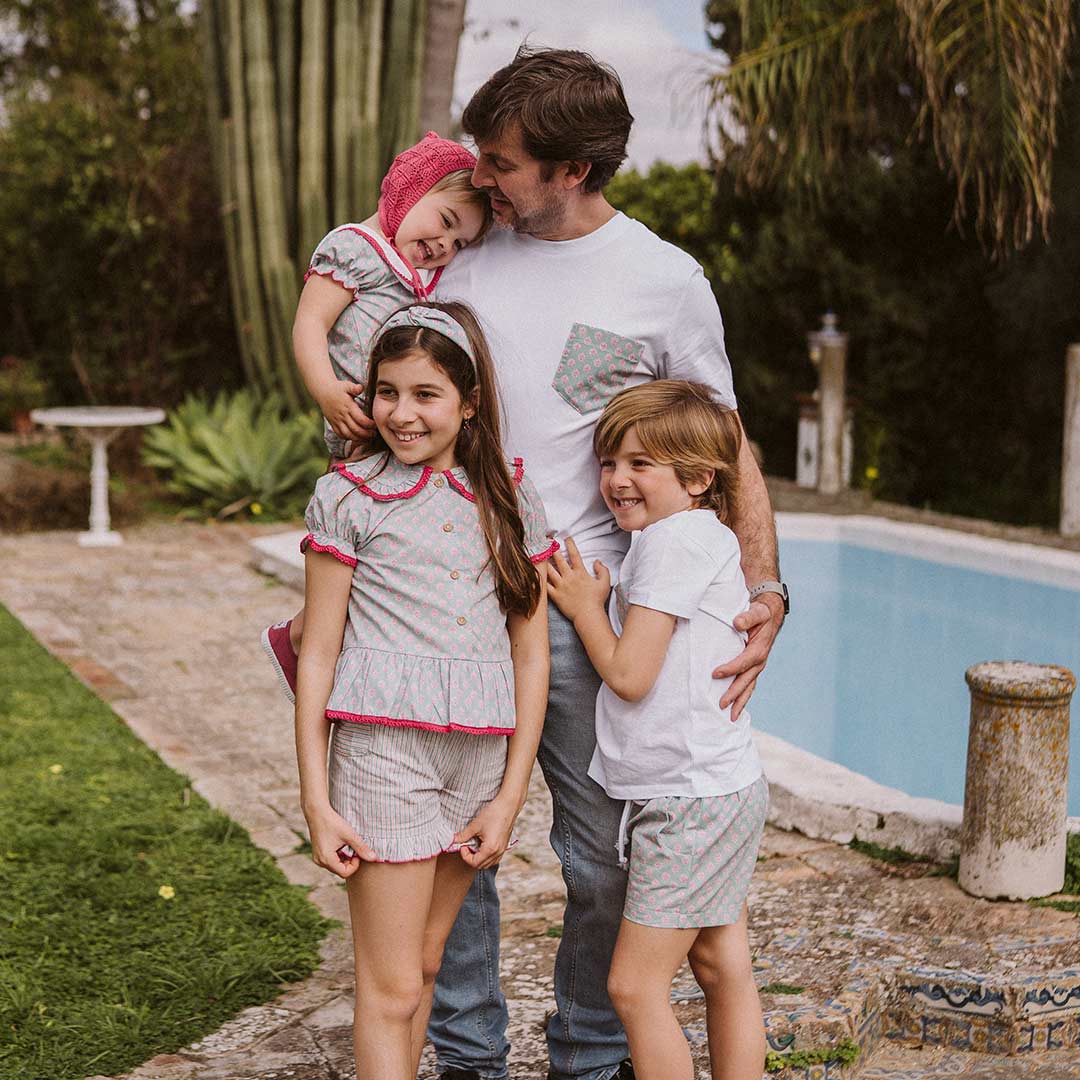 Bermudas con volante Riyo