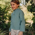 Polera con capucha Bruma