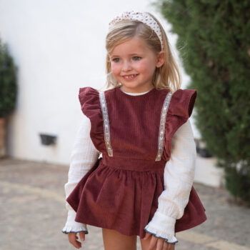 Ranita Camila pana granate